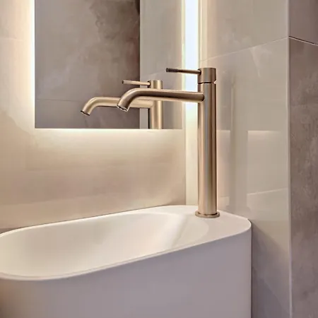 Heart Marais Luxury 2br Ac By Melvane *