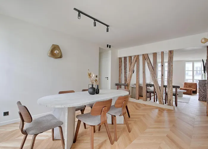 Heart Marais Luxury 2br Ac By Melvane Paris