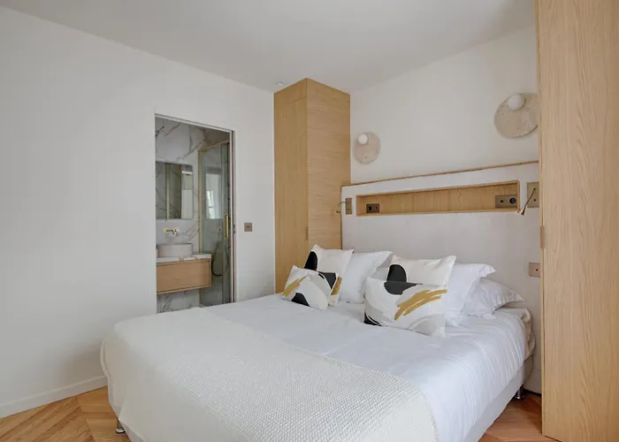 Heart Marais Luxury 2br Ac By Melvane * Paris