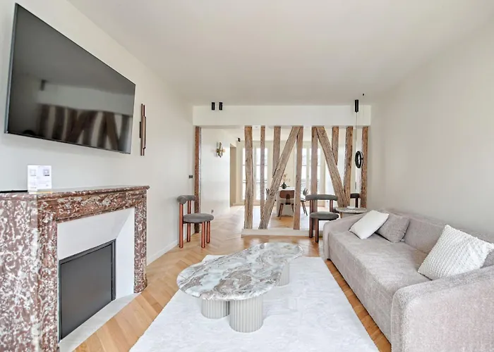 Apartment Heart Marais Luxury 2br Ac By Melvane